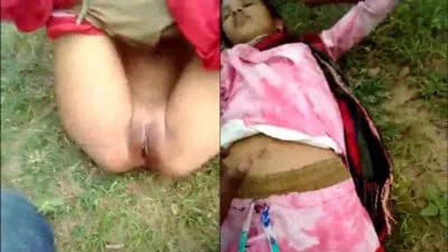 Desi Aunty Outdoor – Young Boy Deep Chudai MMS