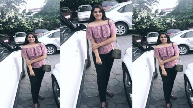 Real Sexy Indian Hot Wife Ball Licking Session